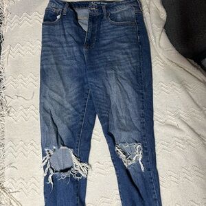 No Boundaries Ripped Blue Boyfriend Jeans